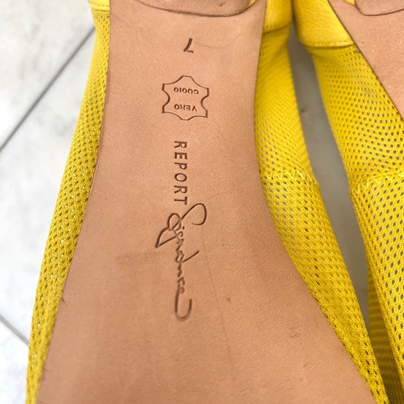REPORT SIGNATURE Yellow open toe Platform Pumps size 7 - Picture 6 of 13